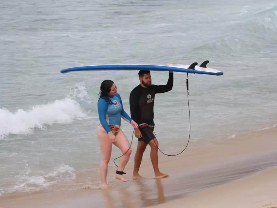 APRENDA A SURFAR COM A ARPEX SURF SCHOOL